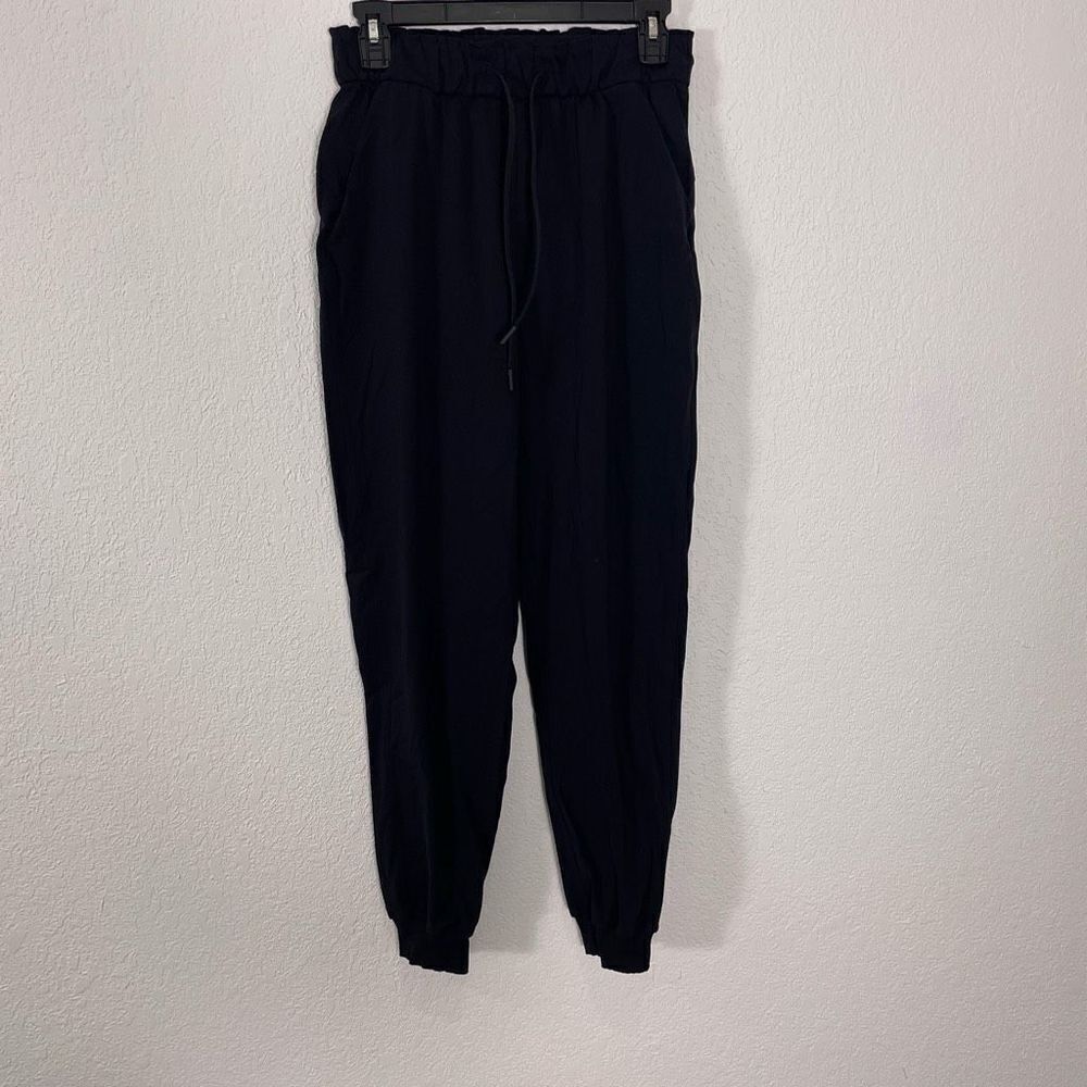 Lululemon Black Nylon On The Fly‎ Jogger Pants Women’s 6